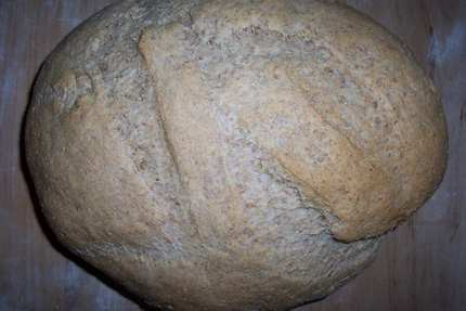 Teljes kiőrlésű lisztből készült kenyér